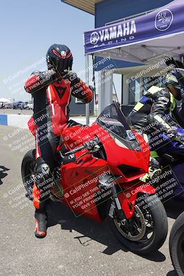 media/Jun-07-2025-TrackDaz (Sat) [[4413525952]]/B Group/grid/
